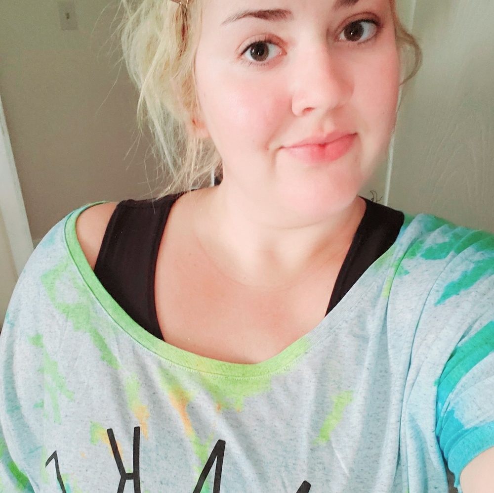 Meet your Posher, Ally